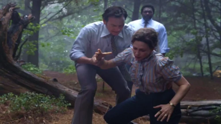 El Conjuro 3: El Diablo me obligó a hacerlo (2021), película retro del universo Warren y juicio demoníaco