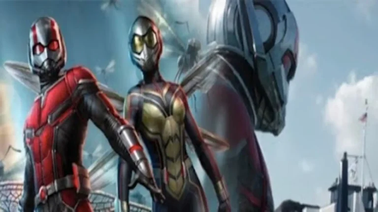 Escena retro de Ant-Man y la Avispa (2018) con Scott Lang y Hope van Dyne en acción cuántica y comedia heroica