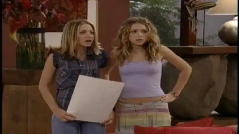 Gemelas en apuros (2001), serie cómica juvenil con Mary-Kate y Ashley Olsen en Malibú