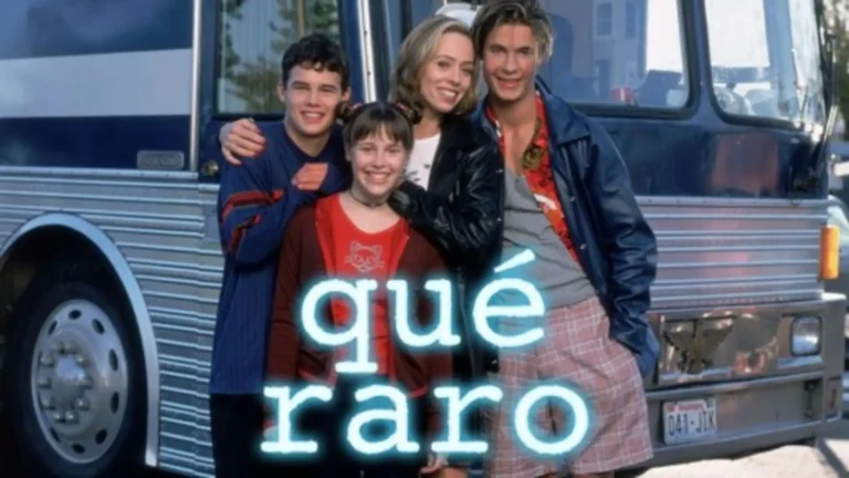 Qué raro (1999), serie juvenil retro de ciencia ficción y misterio paranormal
