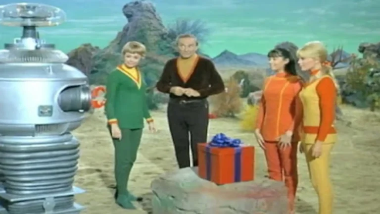 Perdidos en el espacio (1965–1968), serie clásica de ciencia ficción familiar emitida por CBS